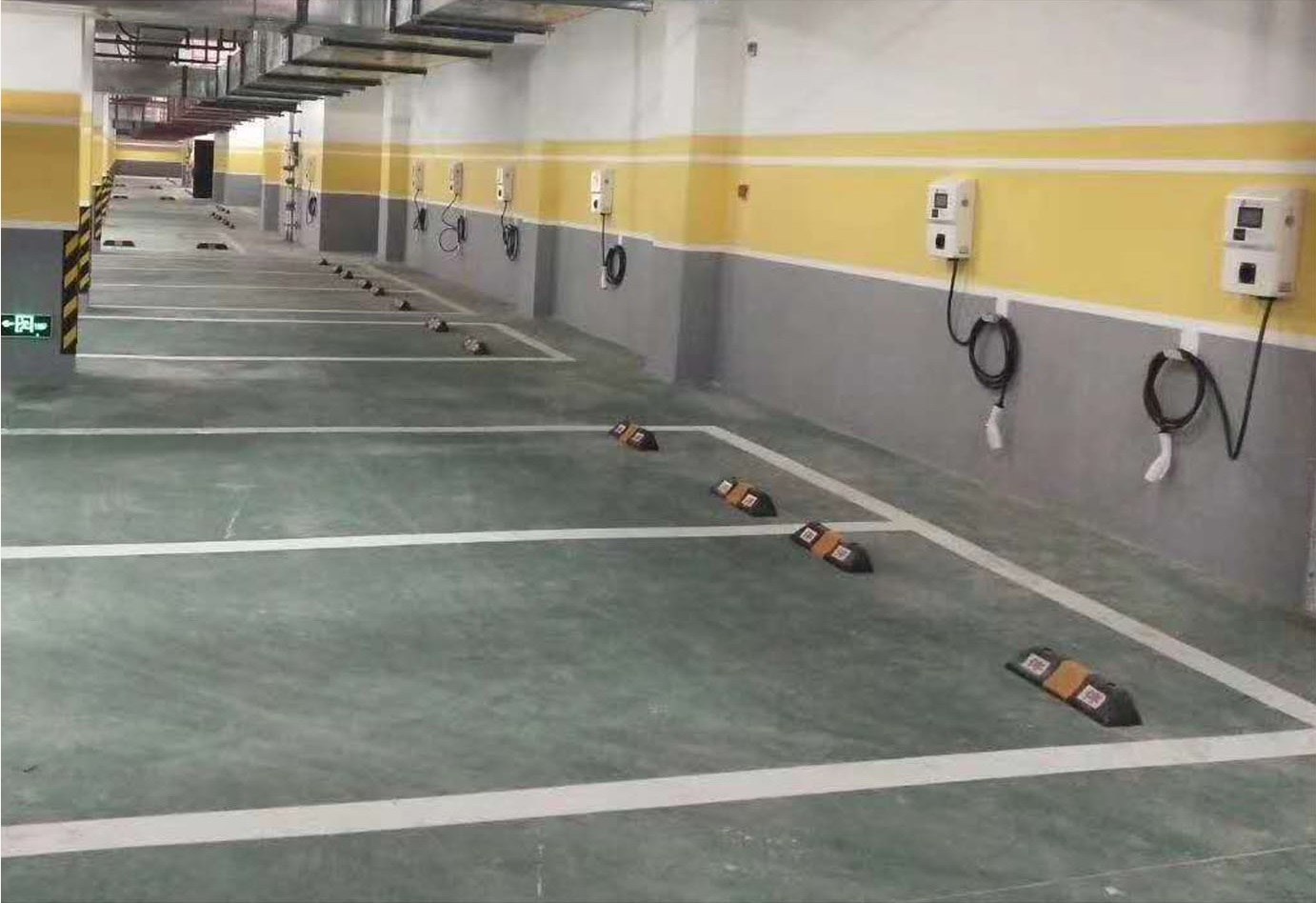 交流汽車充電樁 交流國(guó)標(biāo)7KW 案例3